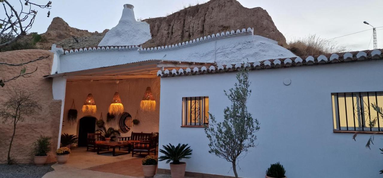 Cueva De La Higuera Villa กวาดิกซ์ ภายนอก รูปภาพ