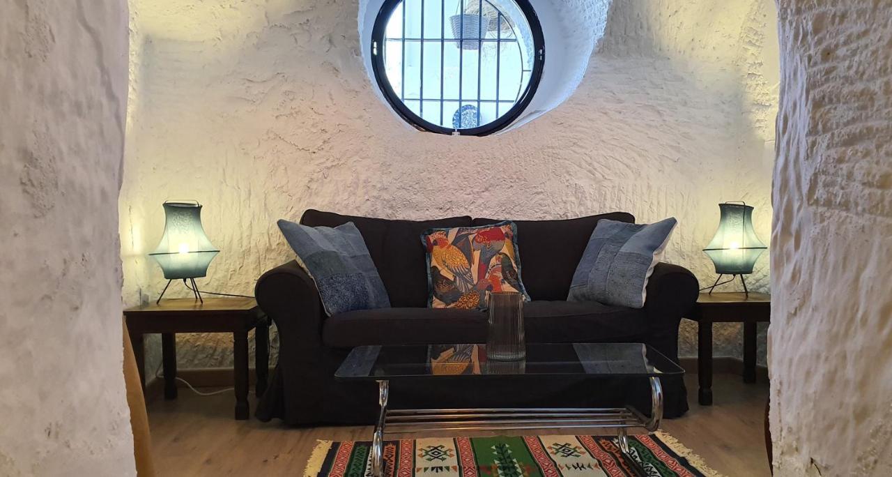 Cueva De La Higuera Villa กวาดิกซ์ ภายนอก รูปภาพ