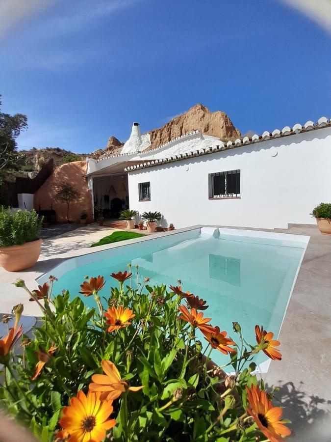 Cueva De La Higuera Villa กวาดิกซ์ ภายนอก รูปภาพ
