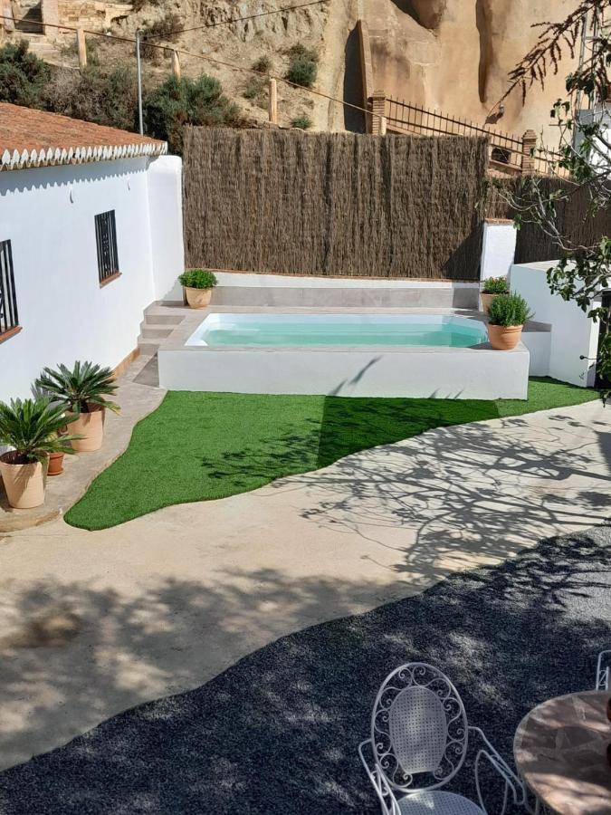 Cueva De La Higuera Villa กวาดิกซ์ ภายนอก รูปภาพ